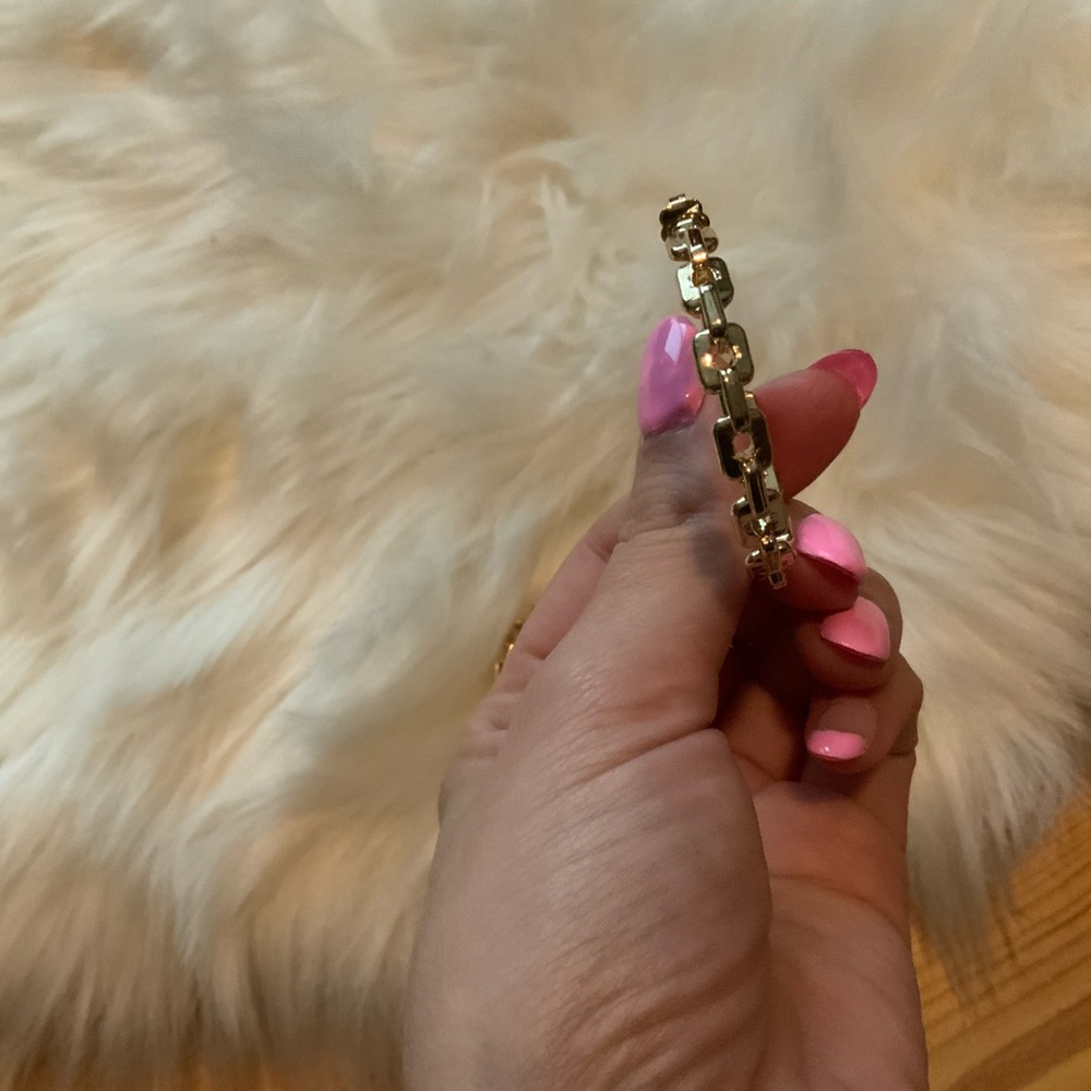 Interlocking Chain Hoop Earrings - image 3